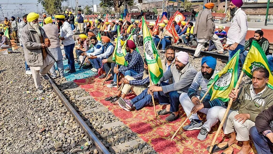 Farmer Protest: रविवार को होगी किसानों के साथ सरकार की अगली बैठक