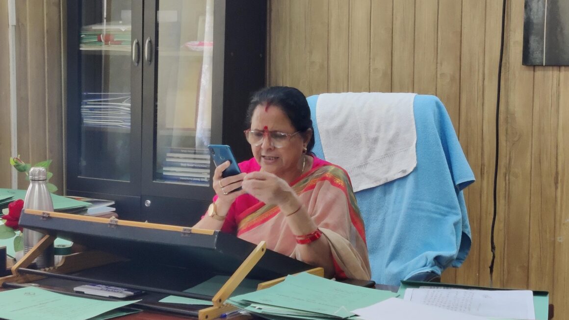 राजधानी के प्रेमनगर क्षेत्र में विवाहित महिलाओं पर परिवार की बर्बरता पर महिला आयोग अध्यक्ष सख्त