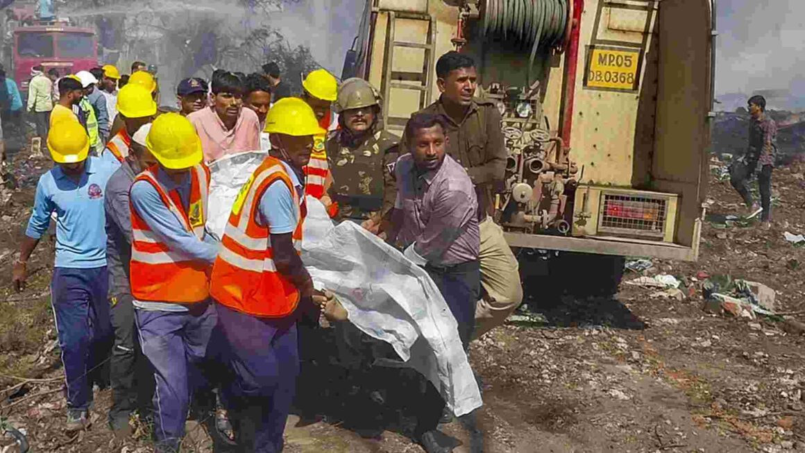 छत्तीसगढ़ में बारूद फैक्ट्री में विस्फोट, 7 लोग गंभीर रूप से घायल