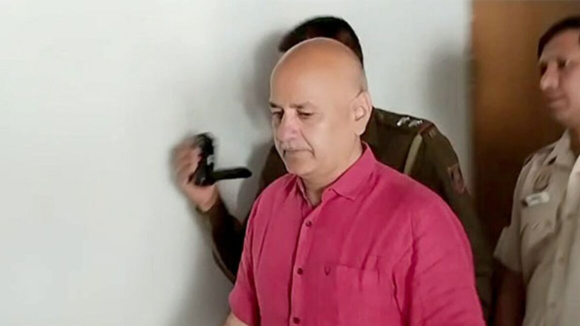 राउज एवेन्यू कोर्ट ने 15 मई तक बढ़ाई मनीष सिसौदिया की कस्टडी