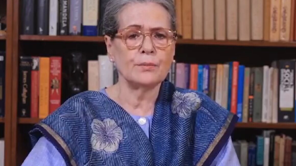 सोनिया गांधी ने जारी किया वीडियो मैसेज, पीएम मोदी पर लगाए गंभीर आरोप, यहां देखें वीडियो………