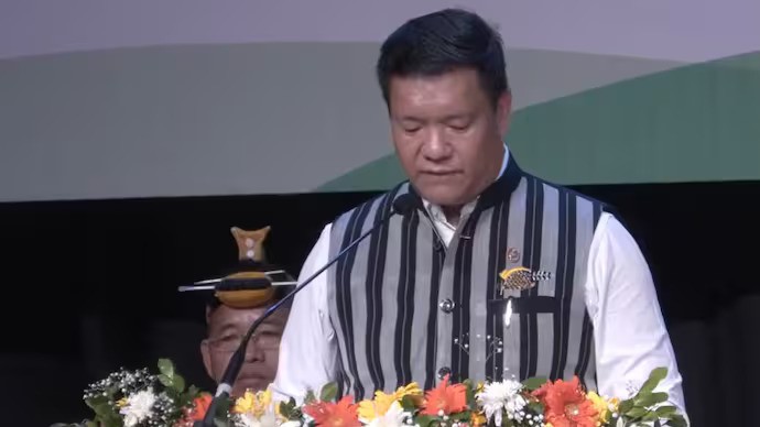 Pema Khandu took oath as Chief Minister of Arunachal Pradesh for the third time, Chowna Mein became Deputy Chief Minister