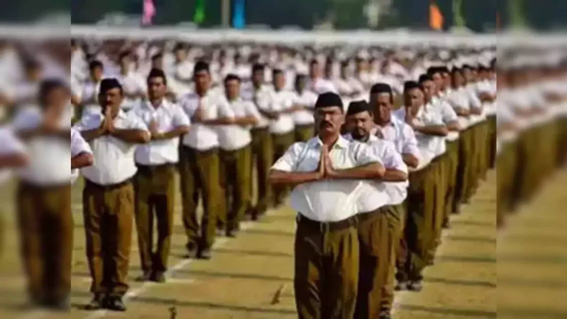 अब आरएसएस के कार्यक्रमों में भाग ले सकेंगे सरकारी कर्मचारी, मोदी सरकार ने हटाया प्रतिबंध