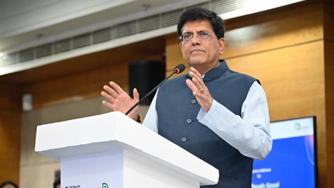 Bhaskar should be made a one-stop digital platform for the entire startup ecosystem: Piyush Goyal