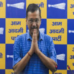 Before the Delhi assembly elections, Kejriwal called the sanitation workers to his home and bonded with them