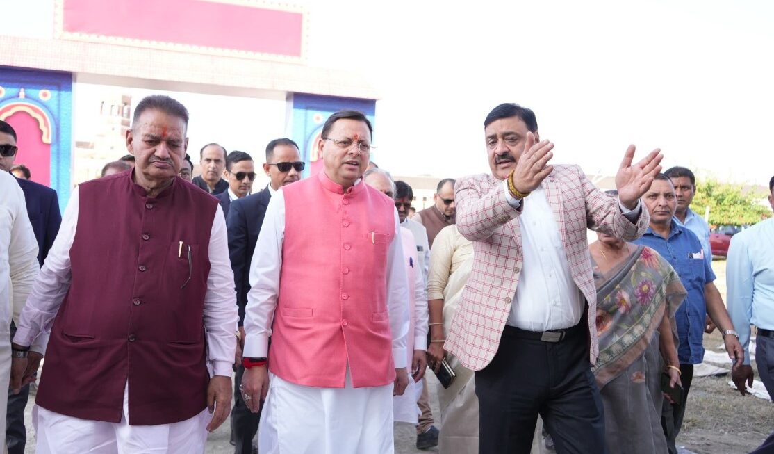 मुख्यमंत्री धामी ने एफ आर आई पहुंचकर राज्य के रजत उत्सव आयोजन की तैयारियों का लिया जायजा