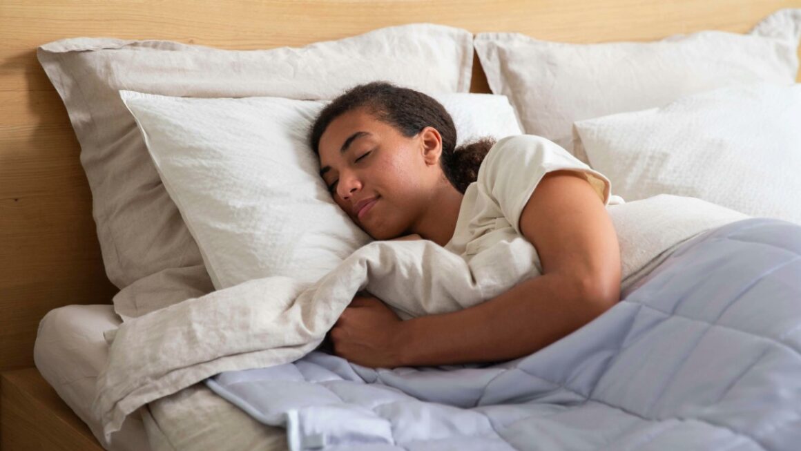 पुराना तकिया बिगाड़ सकता है नींद और सेहत, समय पर बदलना जरूरी