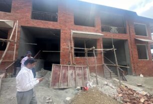 मेहुवाला माफी में 15 से 20 बीघा अवैध प्लॉटिंग पर चला एमडीडीए का बुलडोजर