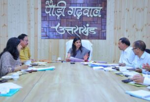 SIR एवं जनगणना कार्यों को लेकर जिलाधिकारी ने समयबद्ध और पारदर्शी क्रियान्वयन के दिए निर्देश