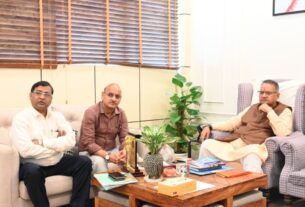 भविष्य में फसलों को होने वाली किसी भी प्रकार की क्षति की नियमित मॉनिटरिंग सुनिश्चित की जाए- गणेश जोशी
