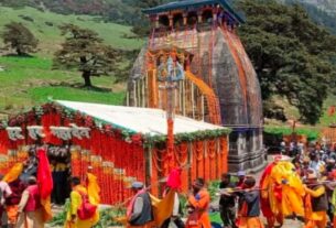 द्वितीय केदार श्री मदमहेश्वर मंदिर के कपाट श्रद्धा एवं वैदिक विधि-विधान से खुले