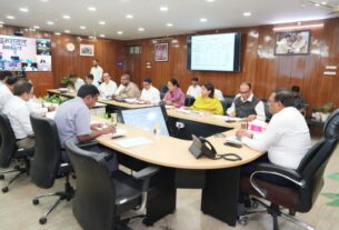 पीएम पोषण योजना के सम्बन्ध में राज्य स्तरीय क्रियान्वयन एवं अनुश्रवण समिति की बैठक