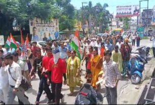 कोटद्वार में कांग्रेस का विरोध मार्च, पेपर लीक और छात्रों पर कार्रवाई के विरोध में तहसील का घेराव
