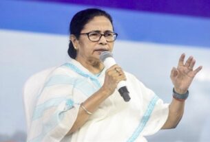 ‘टीएमसी को खत्म करना है तो पहले मुझे मारना होगा’- ममता बनर्जी