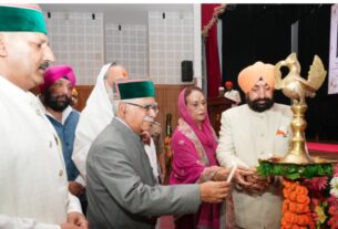 गुरुवाणी और देववाणी संस्कृत का दिव्य संगम- राज्यपाल