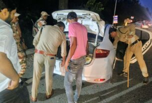 एसएसपी देहरादून के निर्देशों पर सम्पूर्ण जनपद में दून पुलिस द्वारा लगातार चलाया जा रहा सघन चेकिंग अभियान