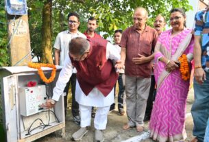 राजेंद्र नगर में नवनिर्मित ट्यूबवेल का कैबिनेट मंत्री गणेश जोशी ने किया शुभारंभ
