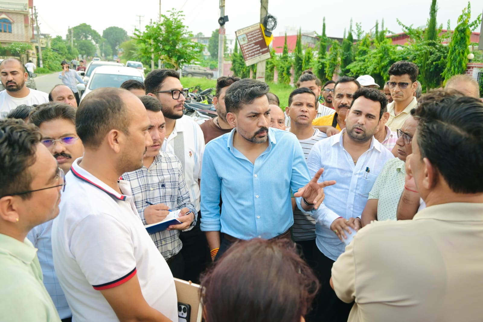 बालावाला क्षेत्र में सिंचाई एवं जनसमस्याओं पर जिलाधिकारी के कड़े निर्देश