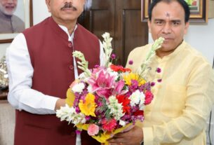 उच्च शिक्षा मंत्री डाॅ. रावत ने नवनियुक्त केन्द्रीय शिक्षा मंत्री प्रहलाद जोशी से की मुलाकात