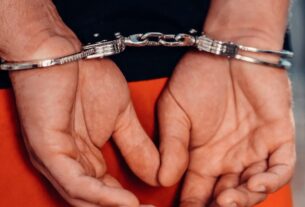बलथर में पुलिस की बड़ी कार्रवाई, 16 लाख के गांजे के साथ तीन तस्कर गिरफ्तार