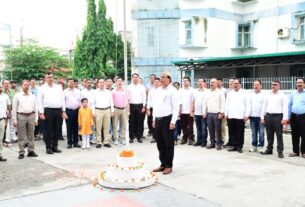 स्वतंत्रता दिवस के अवसर पर महानिदेशक बंशीधर तिवारी ने किया ध्वजारोहण