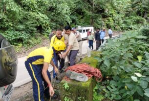 कुमेरिया में डंपर हादसा: गहरी खाई से SDRF ने बरामद किया चालक का शव