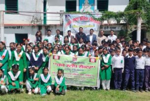 ग्वीनखाल इंटर कॉलेज में किशोर-किशोरियों को पॉक्सो एक्ट और नशे से बचाव की दी जानकारी