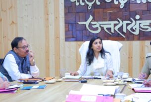 विधानसभा चुनाव-2027 की प्रारंभिक तैयारियों की समीक्षा, चिन्हित मतदान केंद्रों पर आश्वस्त सुविधाएं सुनिश्चित करने को कहा