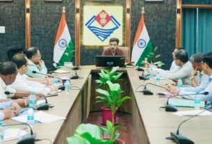 आवारा पशुओं पर डीएम सख्त, सर्वे कर पोर्टल पर अपलोड होगा पूरा डेटा
