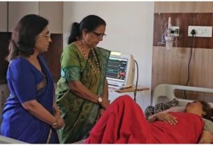 अस्पताल में भर्ती मंत्री रेखा आर्य की स्थिति का संज्ञान लेने पहुंचीं महिला आयोग अध्यक्ष